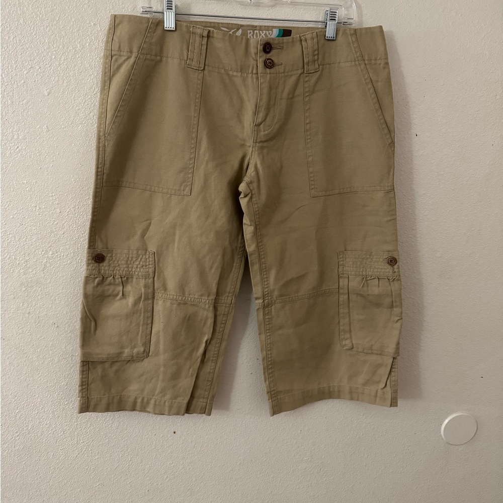 Roxy Men's Khaki Cargo Shorts size 13